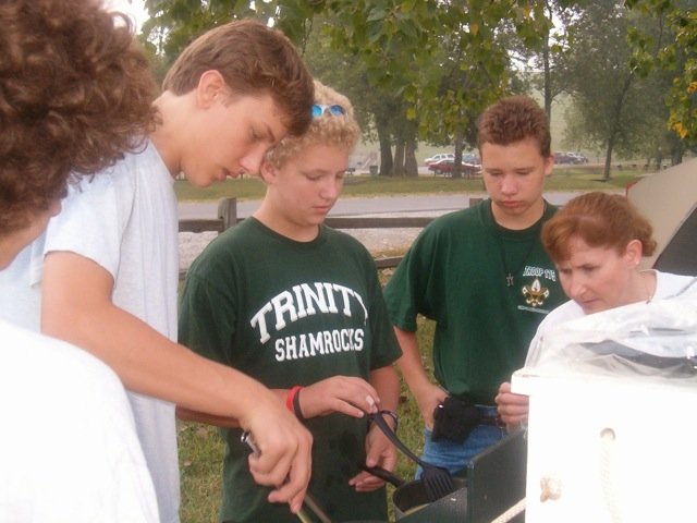 camp_bananas_pets_balloon_signatures_125