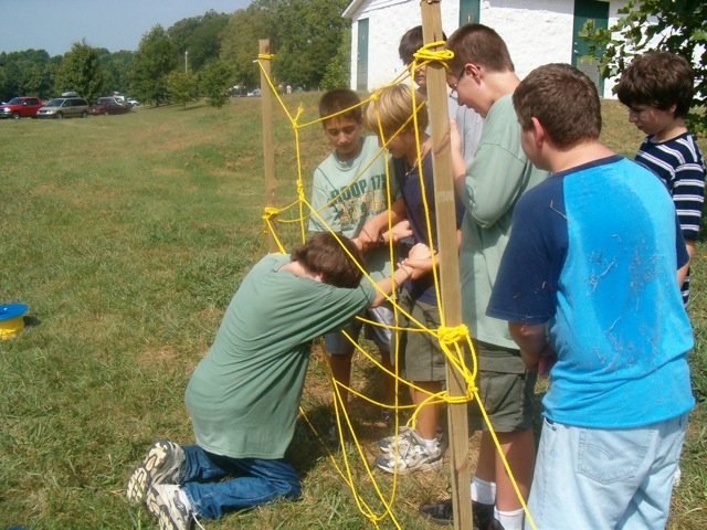 camp_bananas_pets_balloon_signatures_149