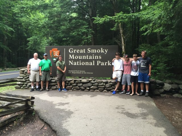 6-27_Smoky_Mtn_Sign3